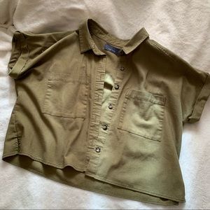 Green Button Short Sleeve Top
